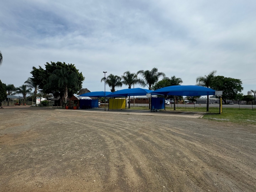 Commercial Property for Sale in Hartbeesfontein North West